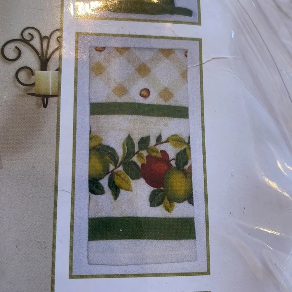 🆕 Apple orchard cottage set curtains w/bonus 3 piece matching kitchen set